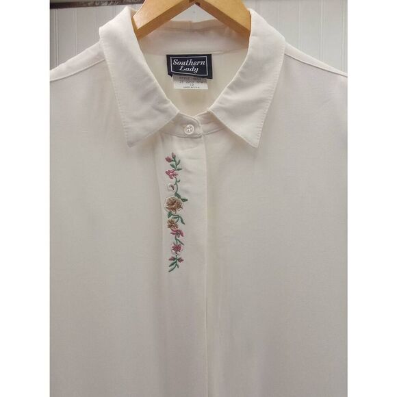 VTG southern lady , embroidered long sleeve blouse with shoulder pads size 12 - Picture 2 of 7